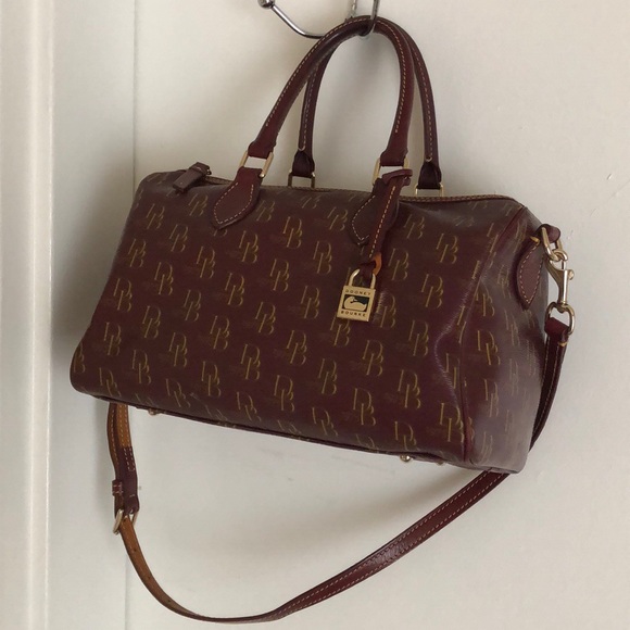 Handbag - Picture 2 of 3